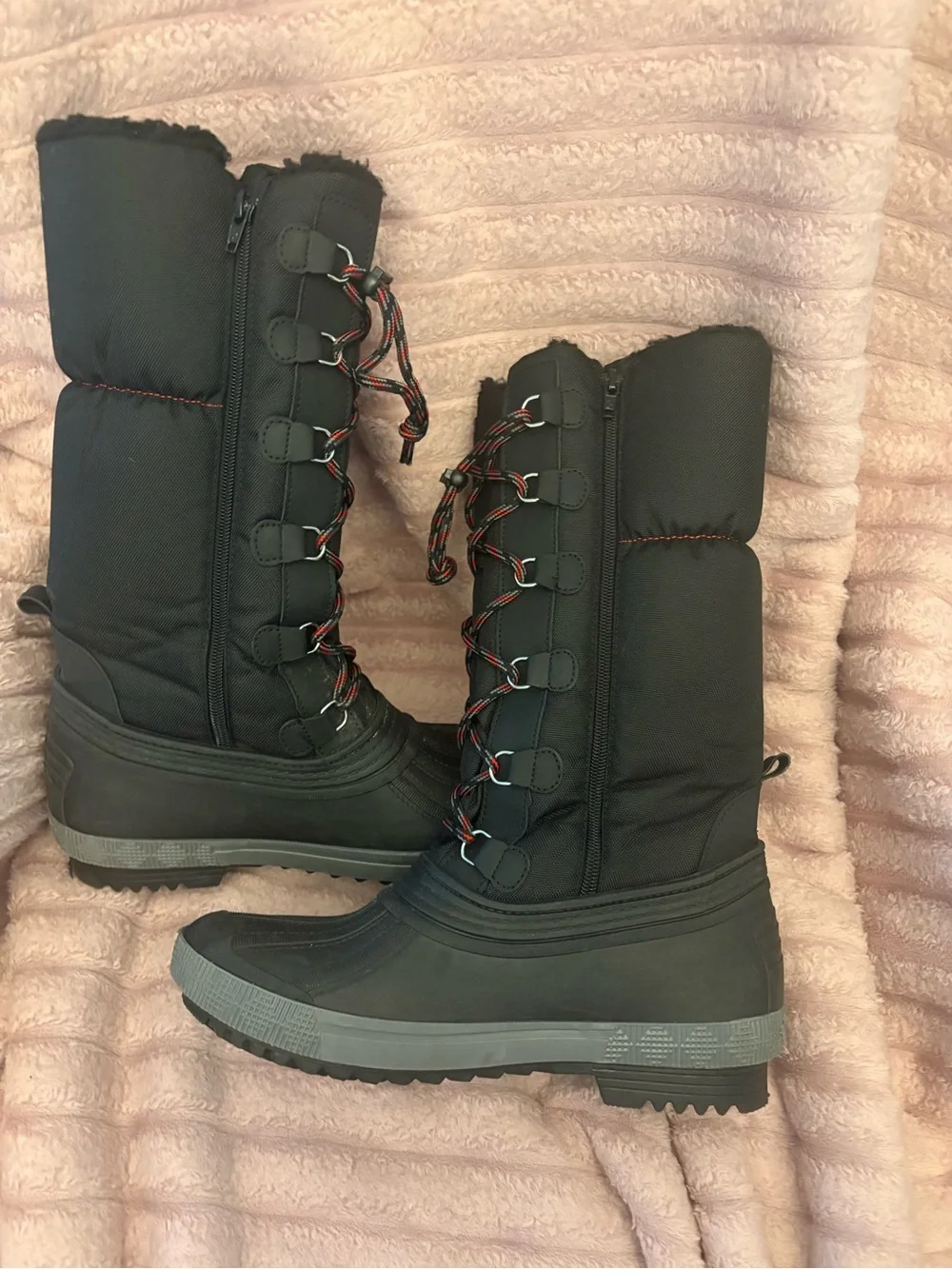 Pajar Black Winter Lace-Up Snow Boots with Red Accents